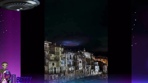 3/29/24 UFO Spotted over Spain, or hologram?