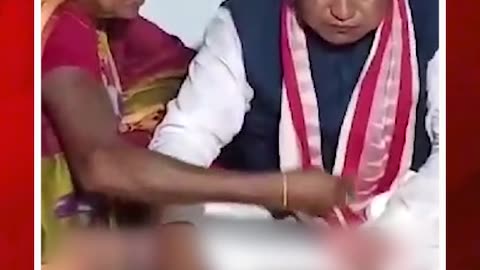 BEAUTIFUL VIDEO #mohanmajhi #odissa #cm #motherlove #viral #video | FBTV NEWS