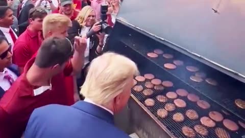 President Trump Cooks the Perfect Hamburger: A Presidential Recipe!