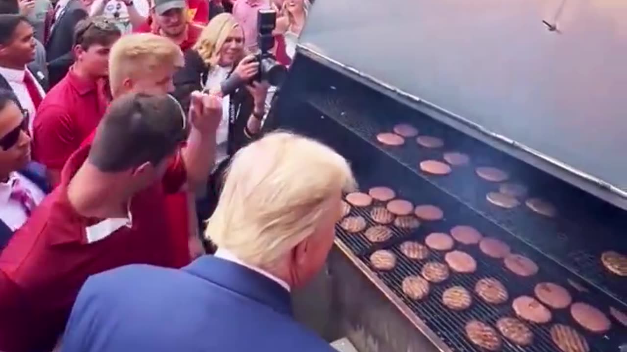 President Trump Cooks the Perfect Hamburger: A Presidential Recipe!