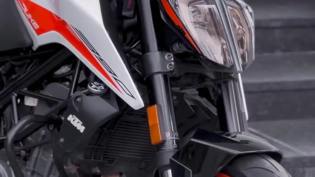 KTM Duke 390 WhatsApp status