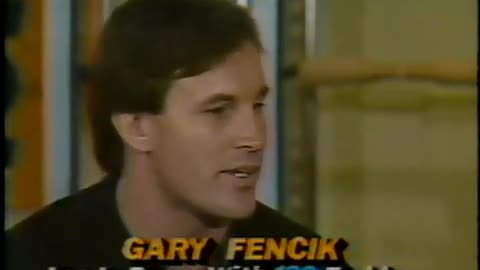 January 19, 1986 - Bears Safety Gary Fencik Talks with John Madden & Pat Summerall