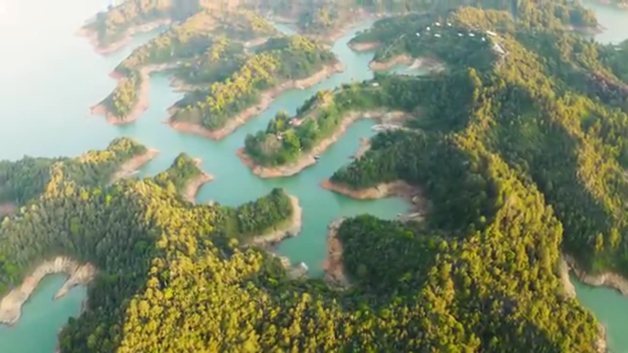 Volando Sobre Colombia - Musica Relajante