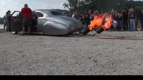 Nissan vs dodge vs buick 1940