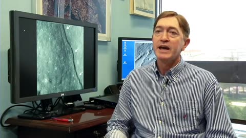 Nasa Incredible shrinking Moon