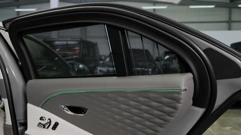 2023 Bentley Flying Spur - Best Super Luxury Sedan!
