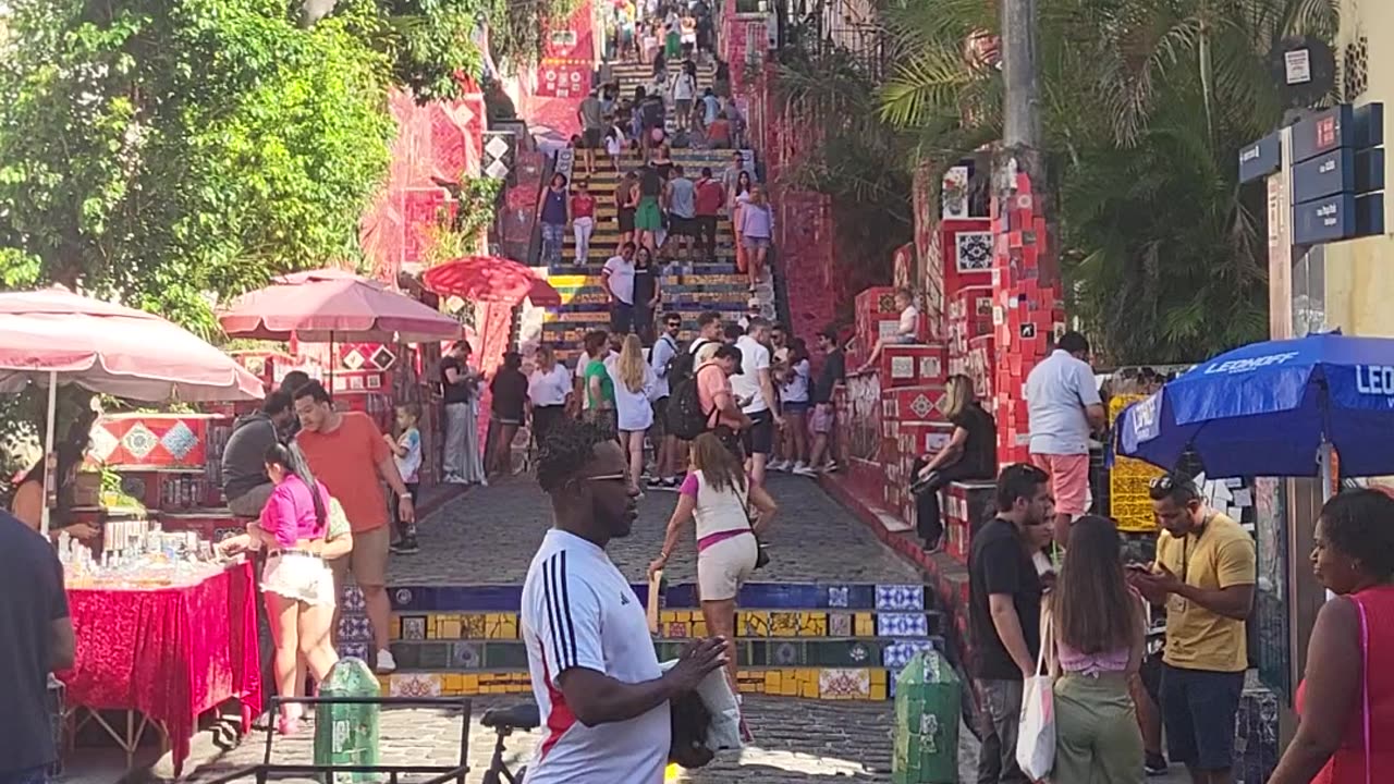 Famous Rio Stairs Beautiful Snoop Dog