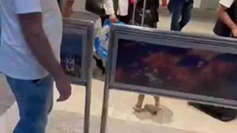 Mommy’s coming back😍