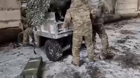Footage of the evacuation of residents of Vesyoliy Gai