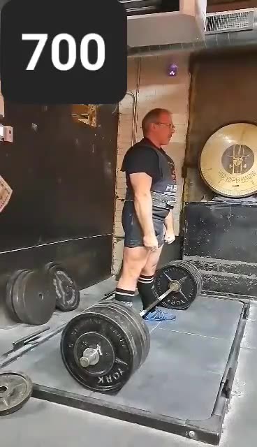 700 lb DL 1/27/23