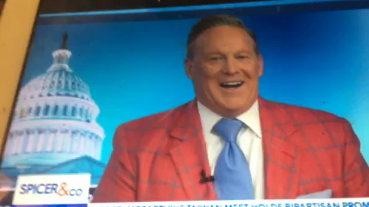 Sean Spicer & Company give up the ghost
