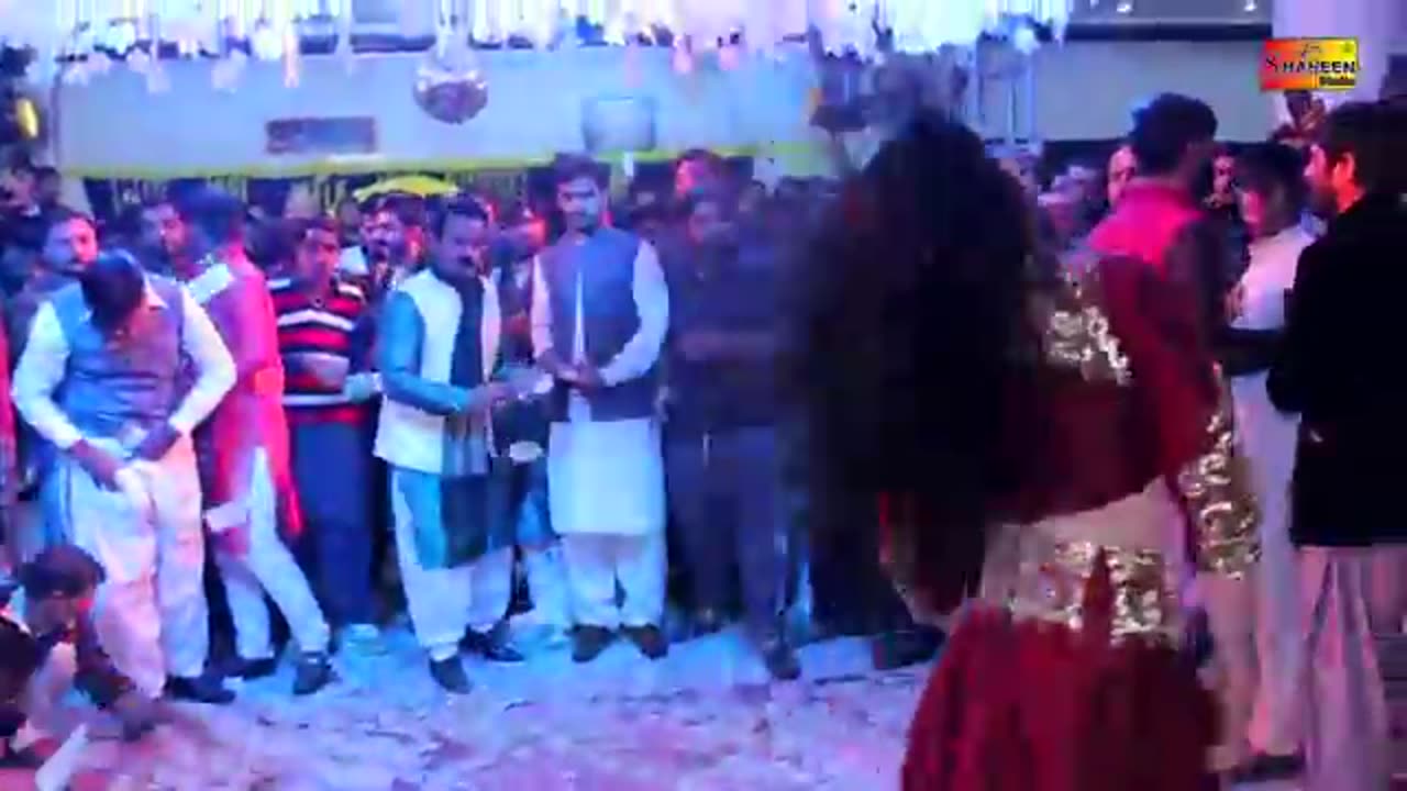 Mehak_Malik_,_Super_Hit_Dance_Performance_New_Song