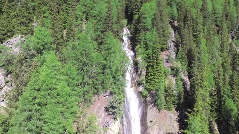 Cascata Cadini Val di Pejo