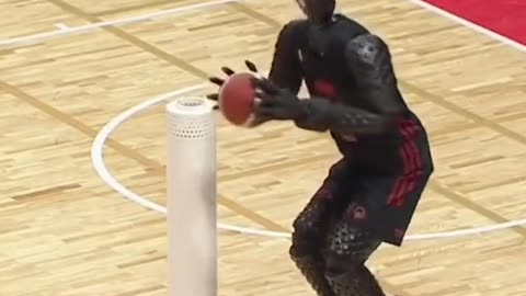 The basketball robot can dribble now 😳 (b.league_enInstagram) #robot #basketball #dribble #future