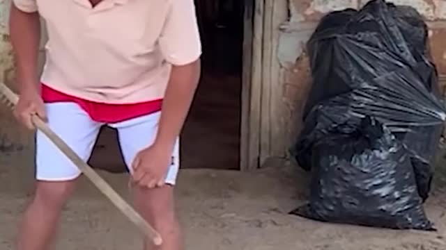 necesito esa pintura o capa