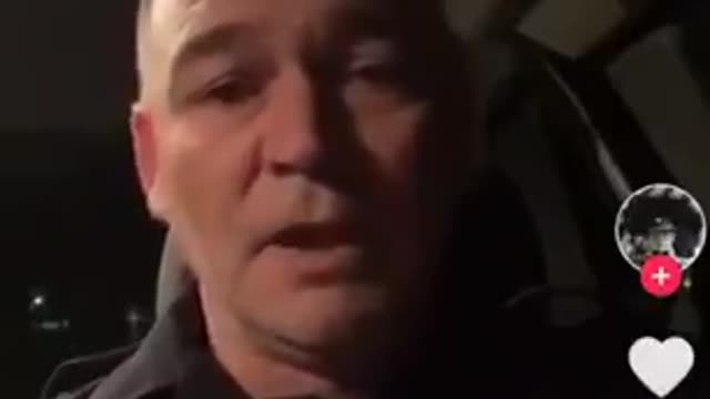 American Cop Says Ottawa Police Who Are Stealing Truckers Fuel Have No Integrity