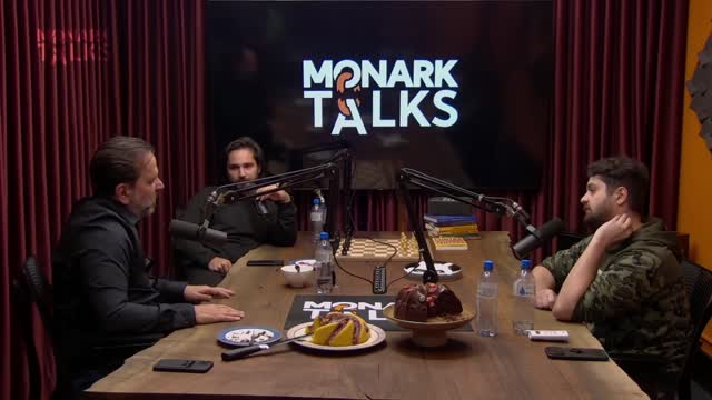 CONVIDADO QUERENDO COMPLICAR O MONARK