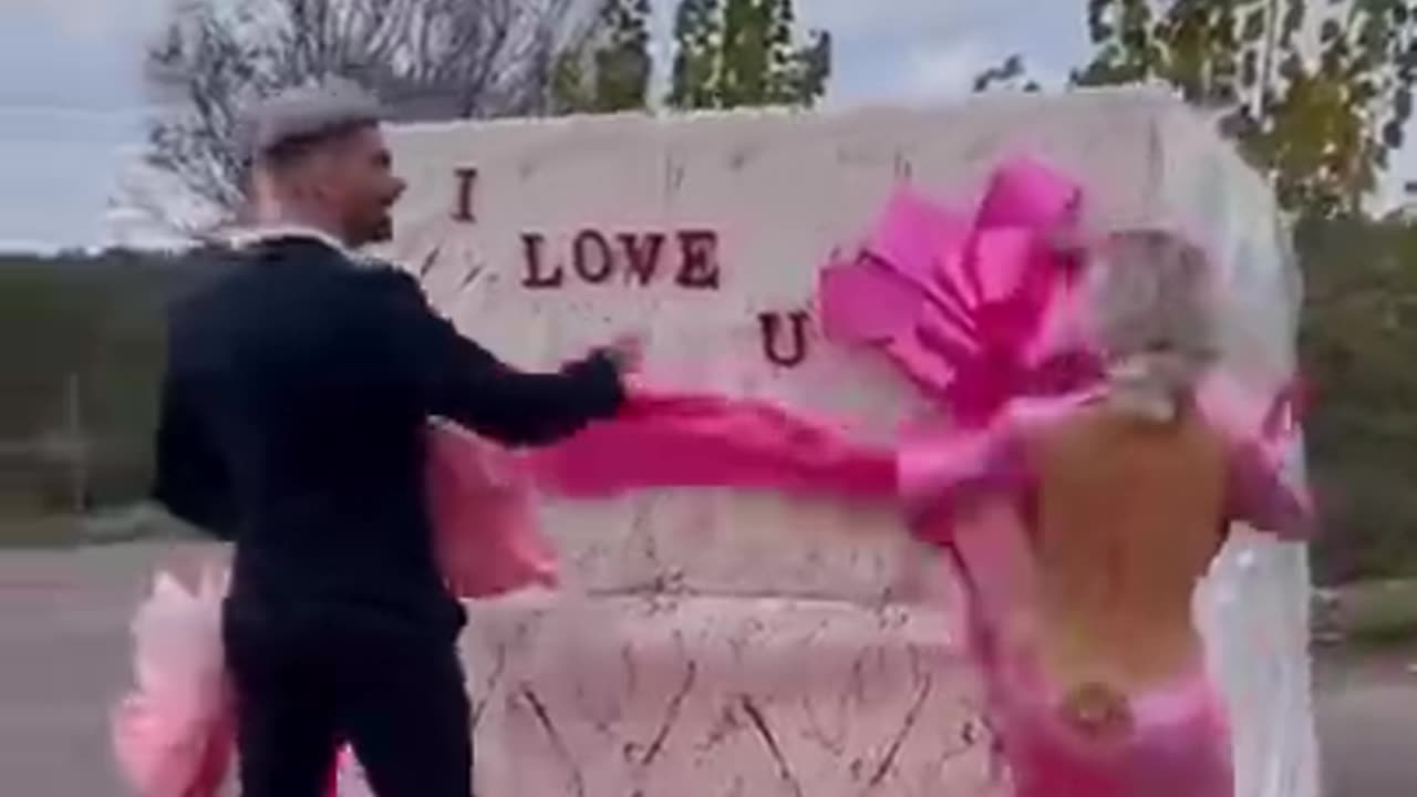 Who need a present like this ???