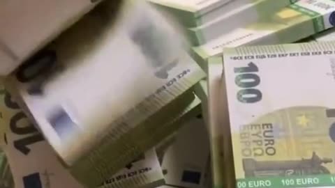Money Count - $100,000,000 Cash