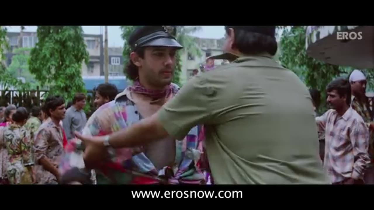 Amir Khan caught selling tickets
