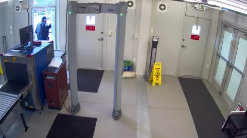 0972USCG00SouthTrailer_2021-01-06_11h40min01s937ms.mp4