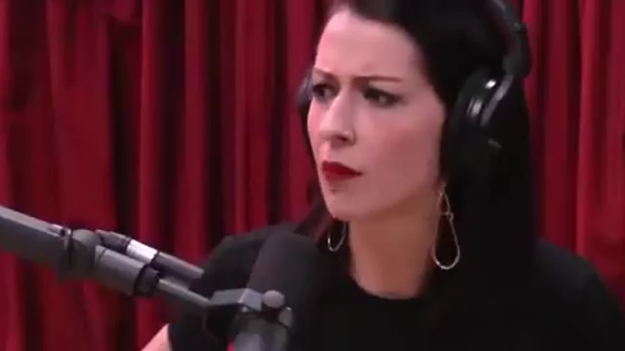 4 years ago.. Abby Martin exposed Zionism and Israel on Joe Rogans podcast..