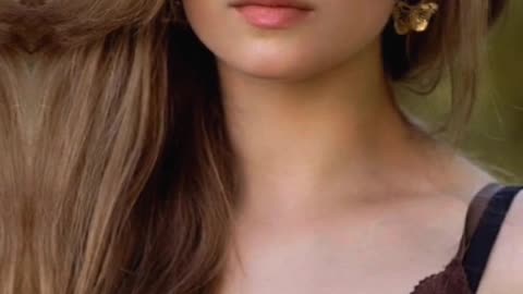Top 10 beautiful girls in the world