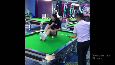 I am trying to not laughing but I can't funny video😂😁🤣