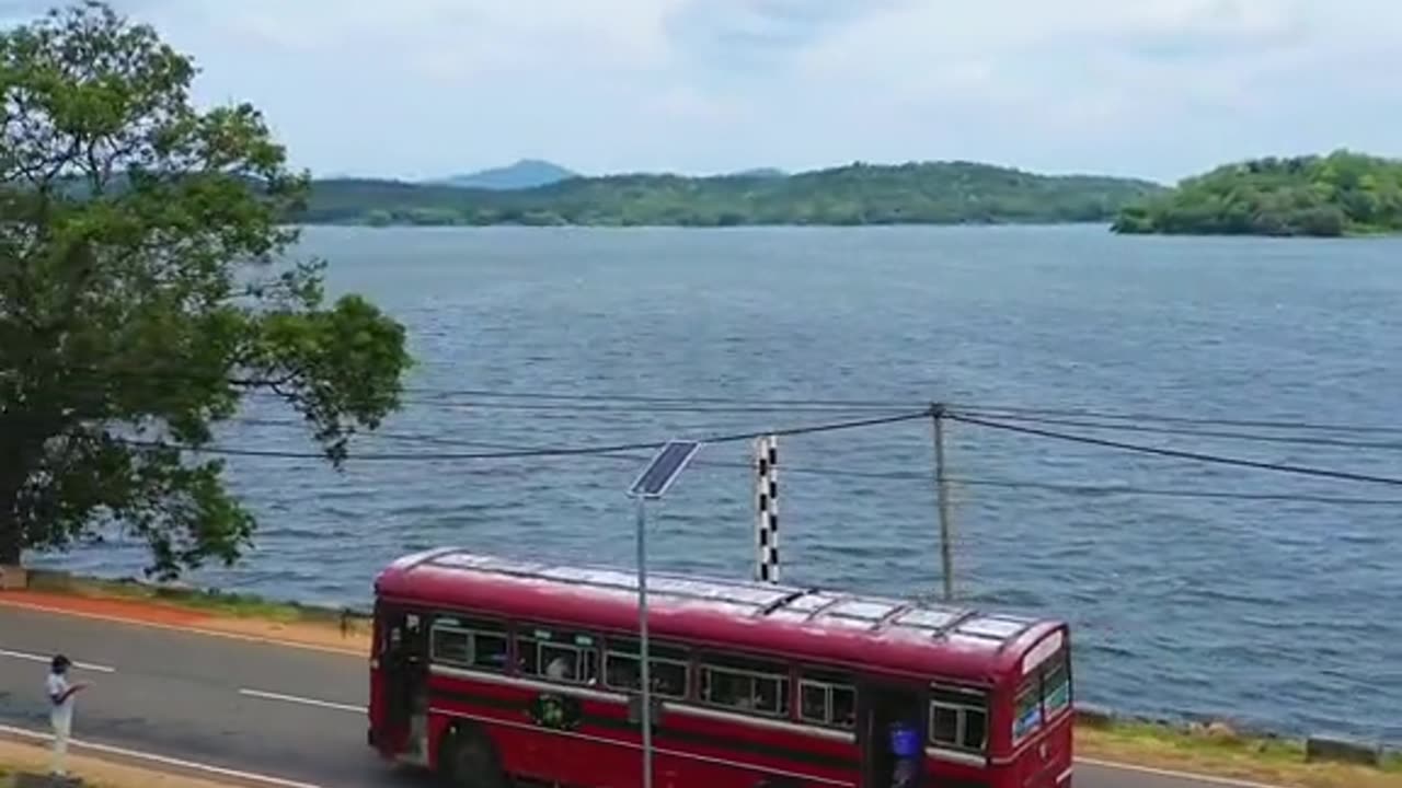 Sri Lankn Red Bus | sri lanka is the most beautiful country in the world ☘️