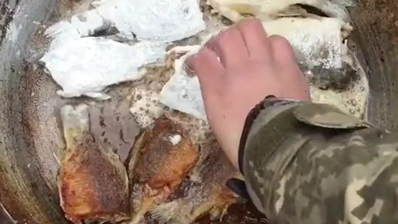 Time to eat. Looks yummy 😋