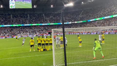 Free kick goal by Messi