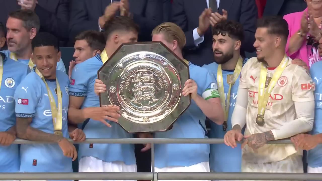 Manchester Rivals Reunite! | Manchester City v Manchester United | FA Community Shield 2024