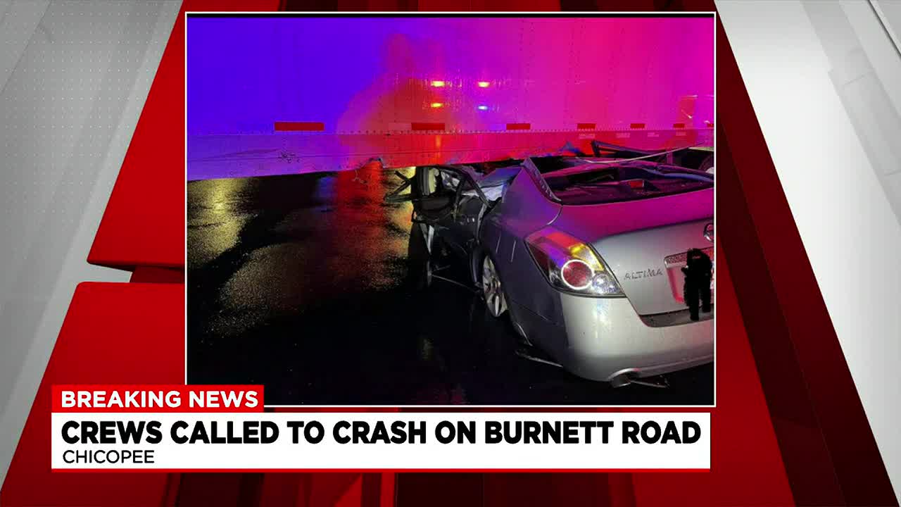 Burnett Road crash live look