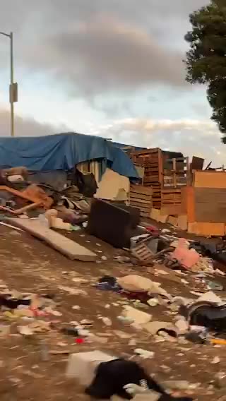 Questo non è un paese del terzo mondo [beh, forse lo è n.d.r.],