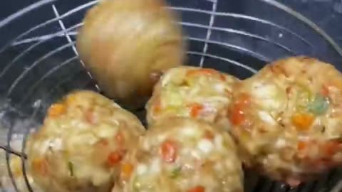Veg Manchurian ASMR Cooking #food #asmr #cooking #vegmanchurian #manchurian