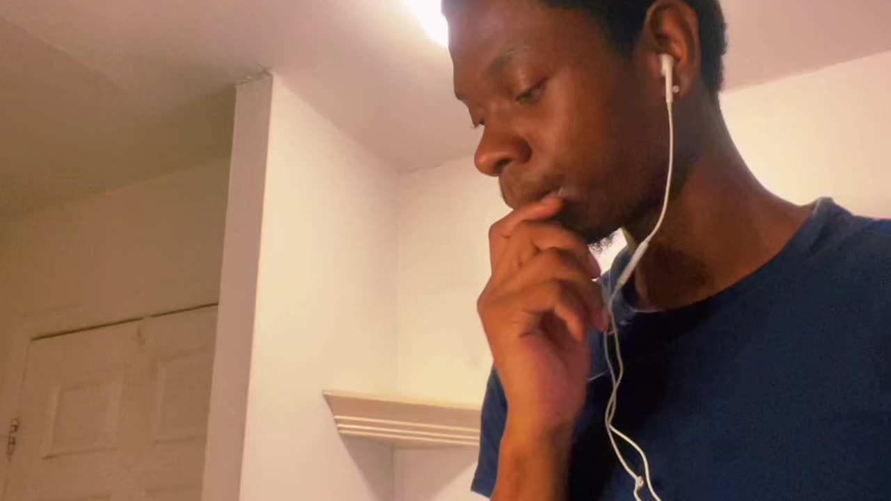 When The Show You Chose To Watch While You Eat Ends Up Being Trash So The Meal Wasn’t Enjoyable