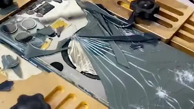 iPhone 11 Pro rear glass replacement