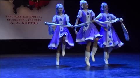 НАРОДНЫЙ АНСАМБЛЬ ТАНЦА "ЮНОСТЬ" - "ТРОЙКА"- ГАЛА КОНЦЕРТ-2017 "РУССКИЙ ТАНЕЦ..." ММДМ
