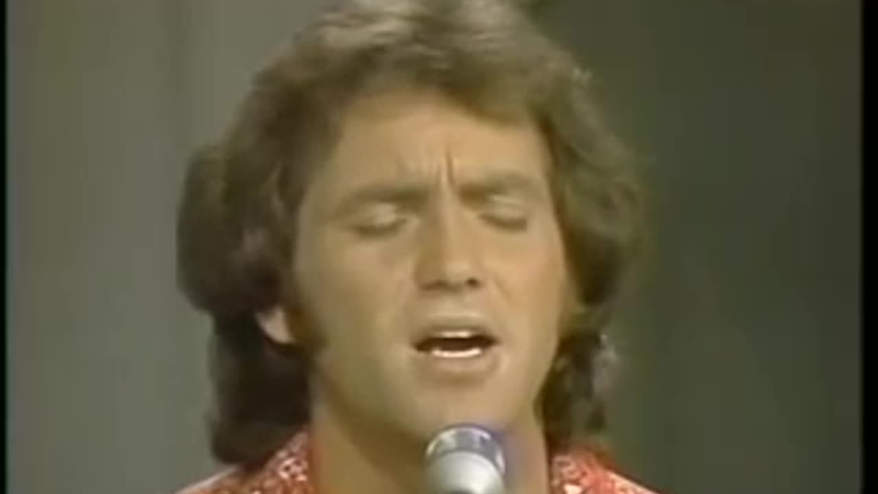 Larry Gatlin & The Gatlin Brothers - Broken Lady - 1976