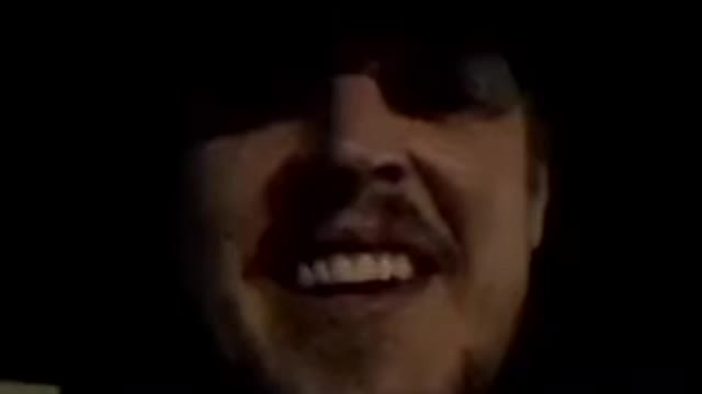 Ottawa resident looses his mind