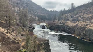 Central Oregon – Steelhead Falls – Downstream Wilderness Exploring – 4K