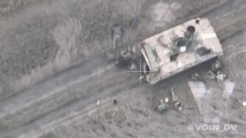 2022 10 23 - Regione di Kherson - Paracadutisti ucraini sorpresi da drone cadono in imboscata