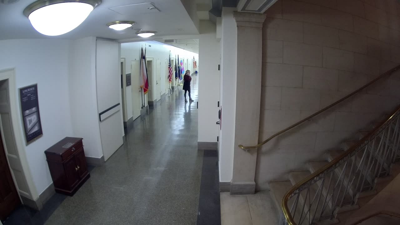 3238LHOBGRStair4_2021-01-06_21h59min03s877ms.mp4