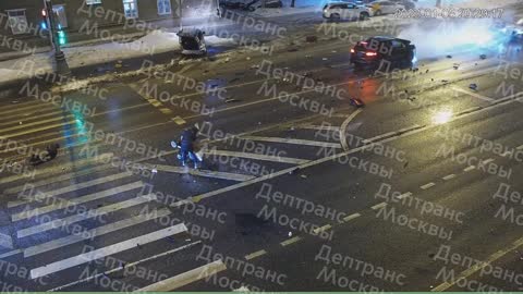 In Moscow, three cars collided, a woman with a stroller was caught in the wreckage