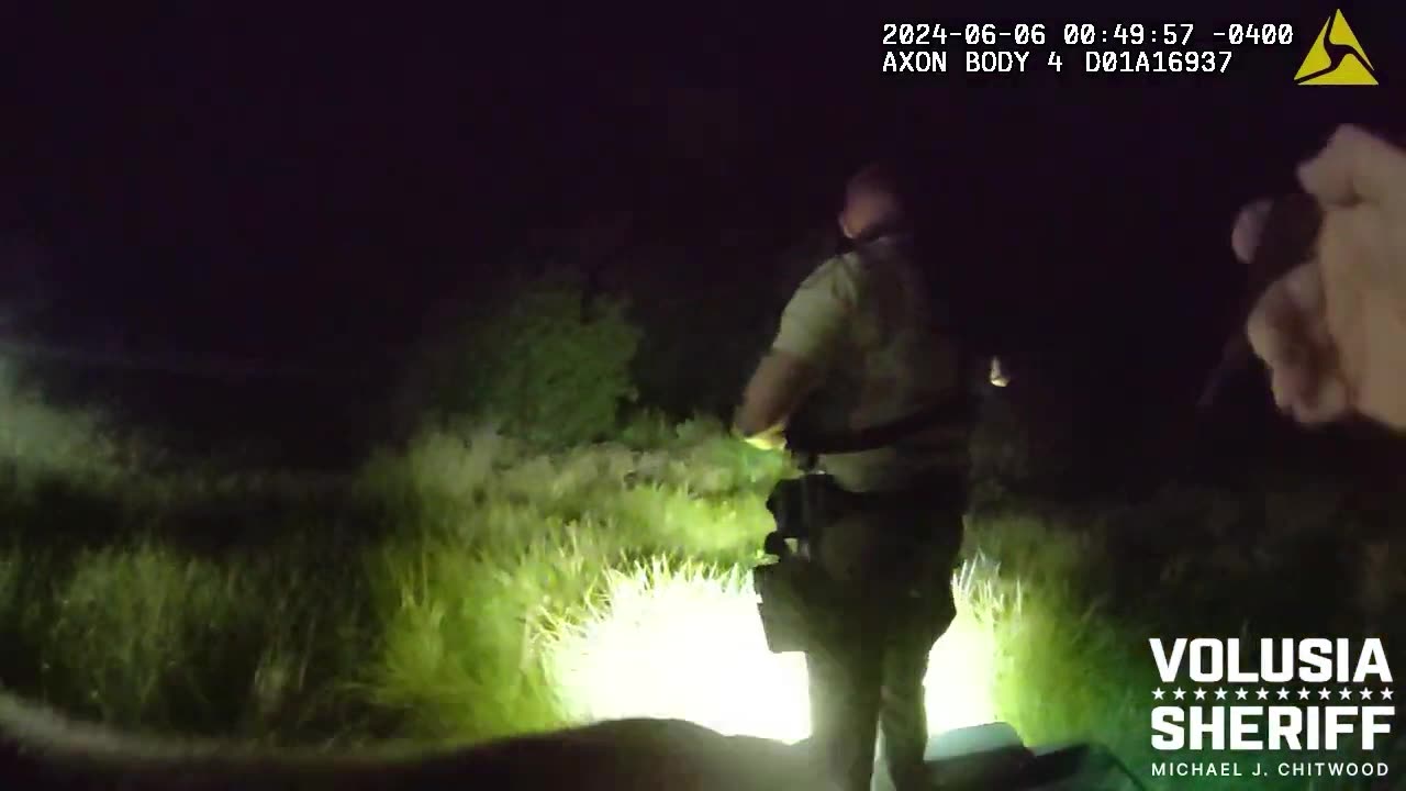 Police Use Airboat To Catch Suspects Hiding In Swamp