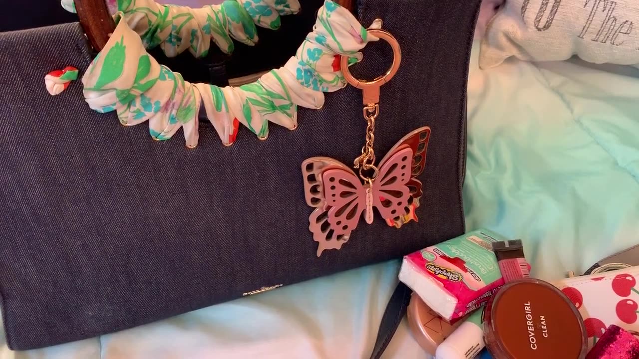 What's in my Kate Spade Denim Ridgefield Katarina Bag