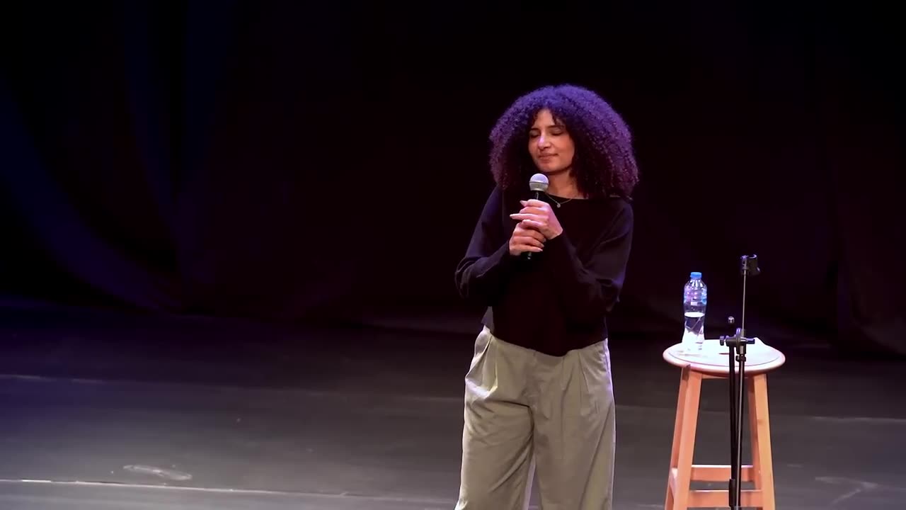 الفلوس _ برناديت ستاند اب كوميدي _ Bernadette Standup comedy - Money