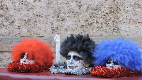 Funniest street performers in Europe
