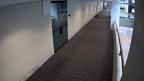 1472HSOB02SH211SouthHallway_2021-01-06_11h00min01s220ms.mp4