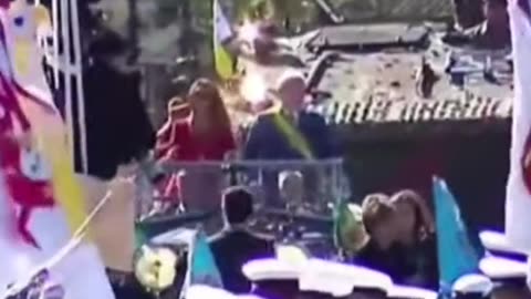 A volta da Dilma? Acenando para quem?